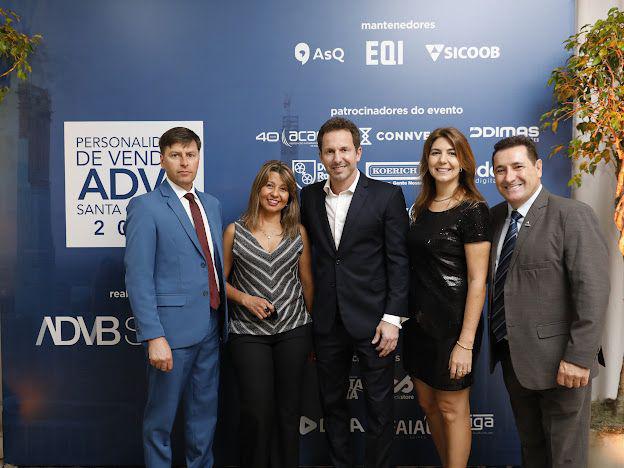 ADVB/SC entregou a Adriano Palma o Prêmio Personalidade de Vendas de 2021
